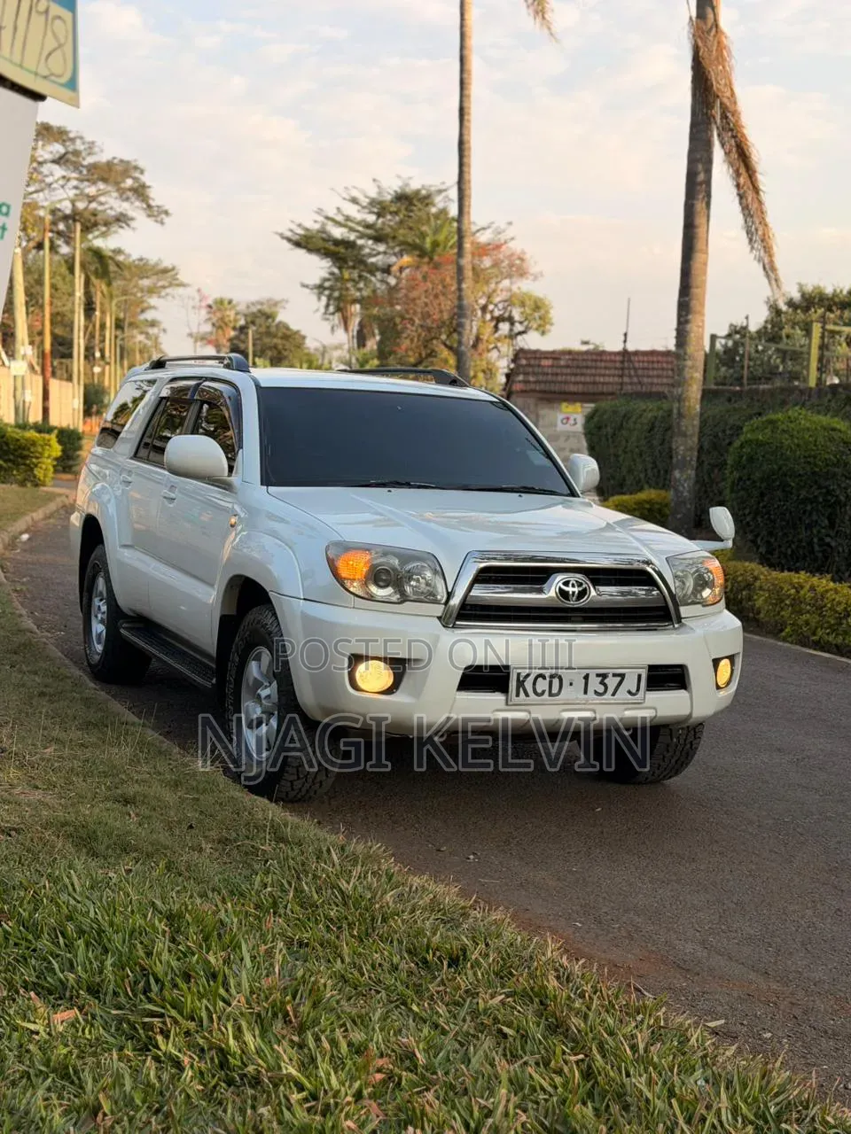 Toyota Hilux Surf 2.7 SSR 2008 White