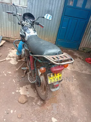 Bajaj Boxer 2017 Black