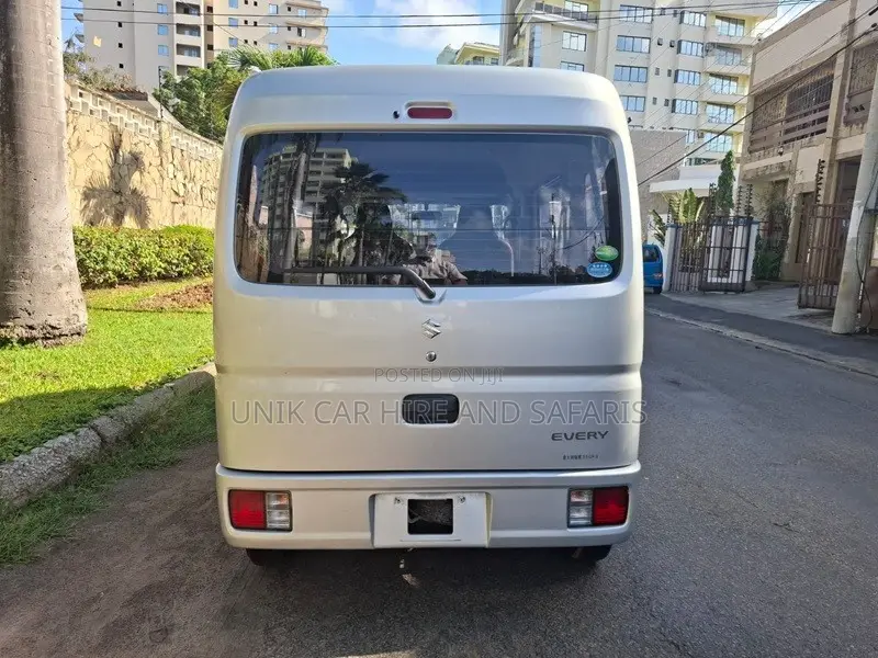 Suzuki Every Wagon 2020 Silver
