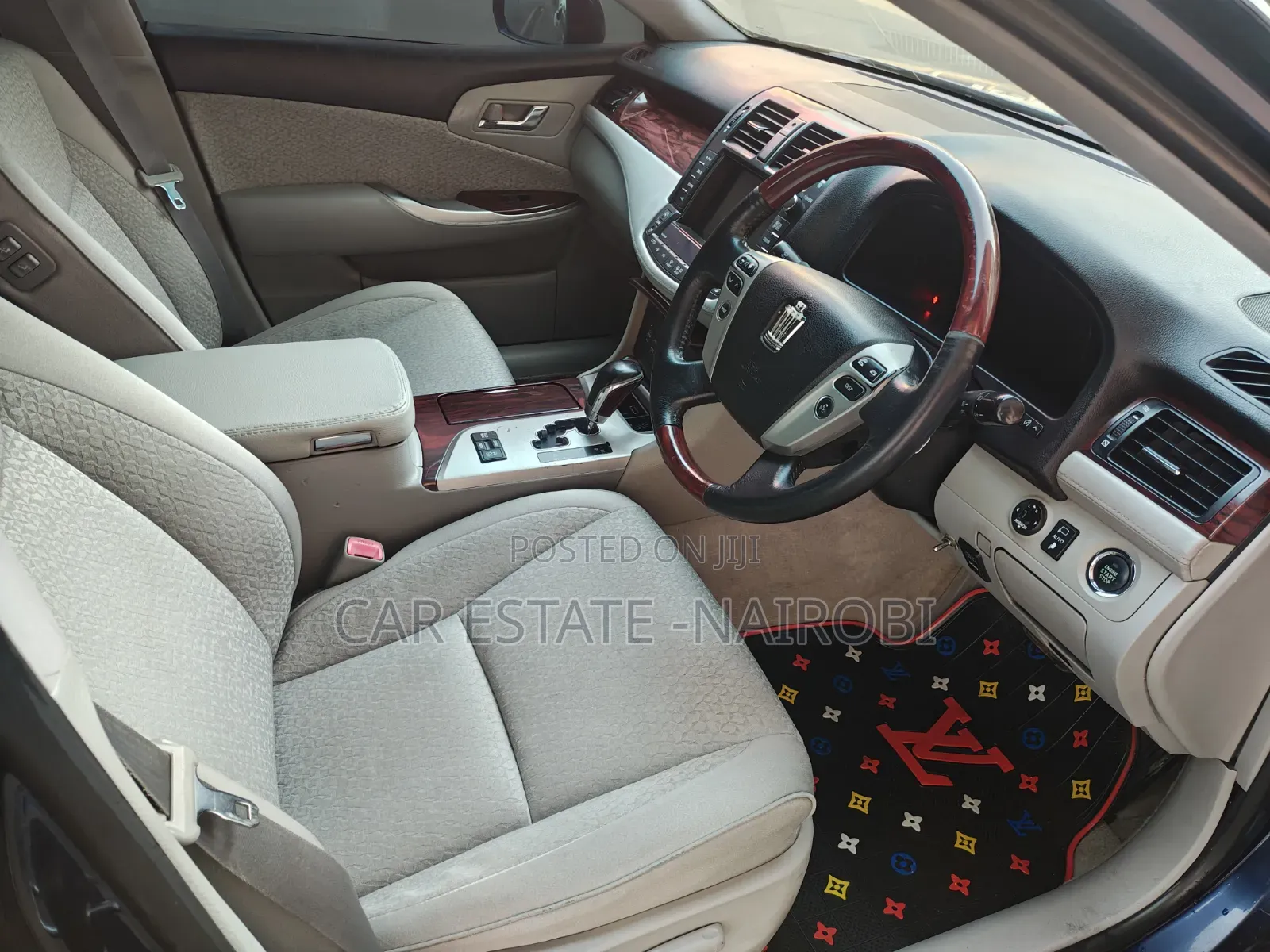 Toyota Crown 2012 Blue