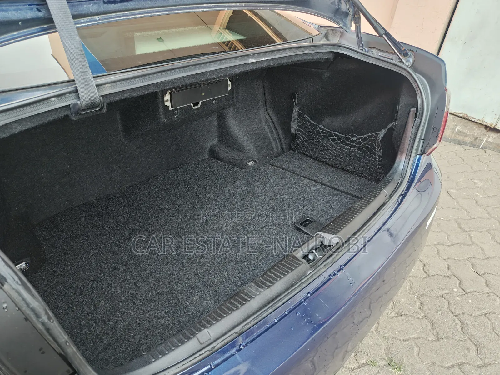 Toyota Crown 2012 Blue