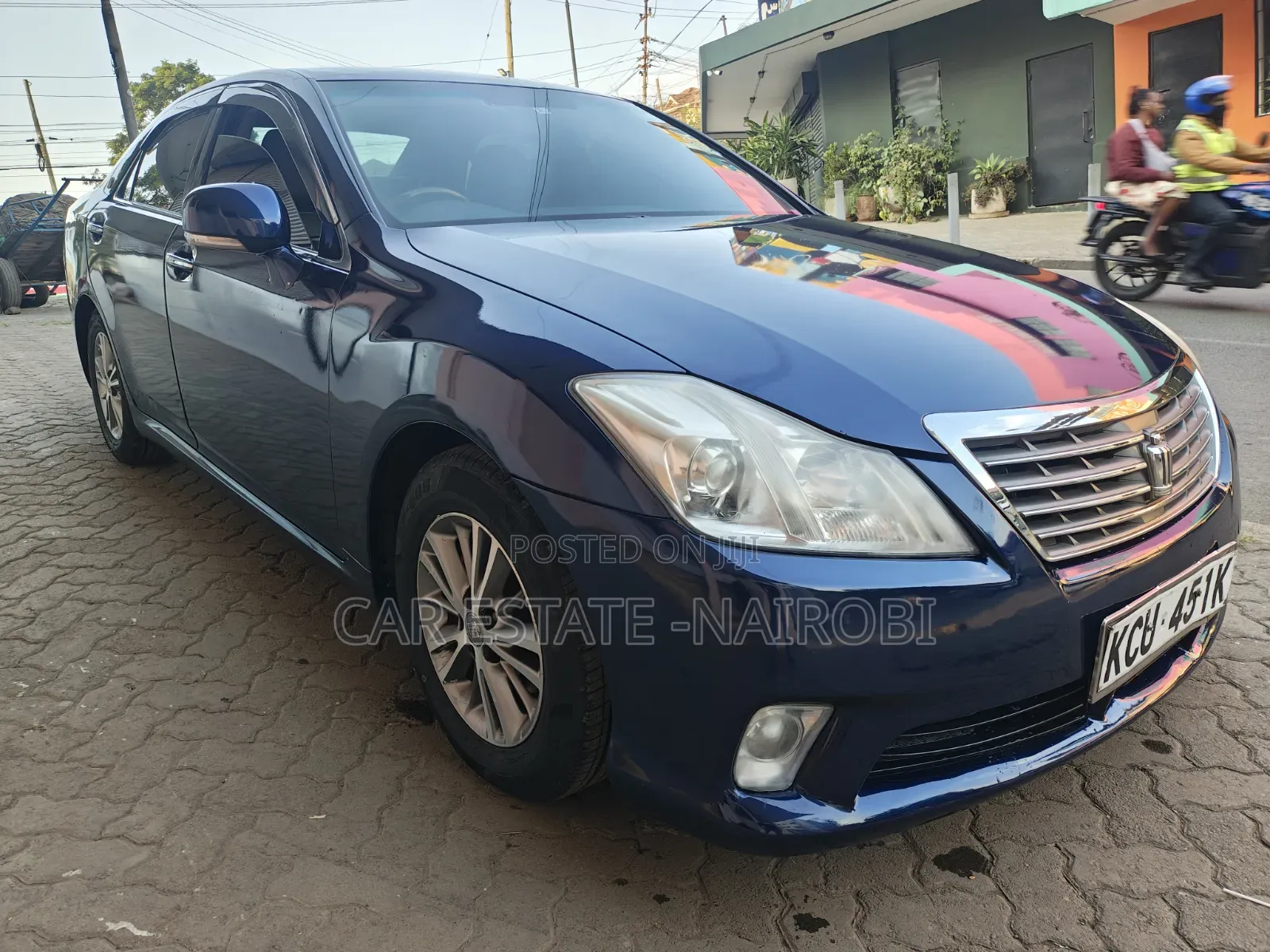 Toyota Crown 2012 Blue