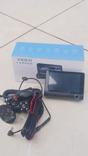Dash Cam 3 Lens Non Touch XH202-4