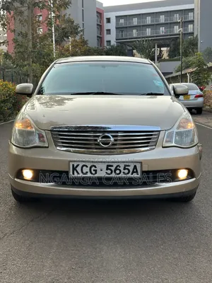 Nissan Bluebird 2009 Gold