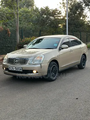 Nissan Bluebird 2009 Gold