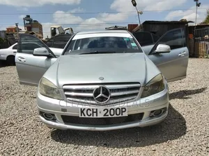 Mercedes-Benz C200 2009 Silver