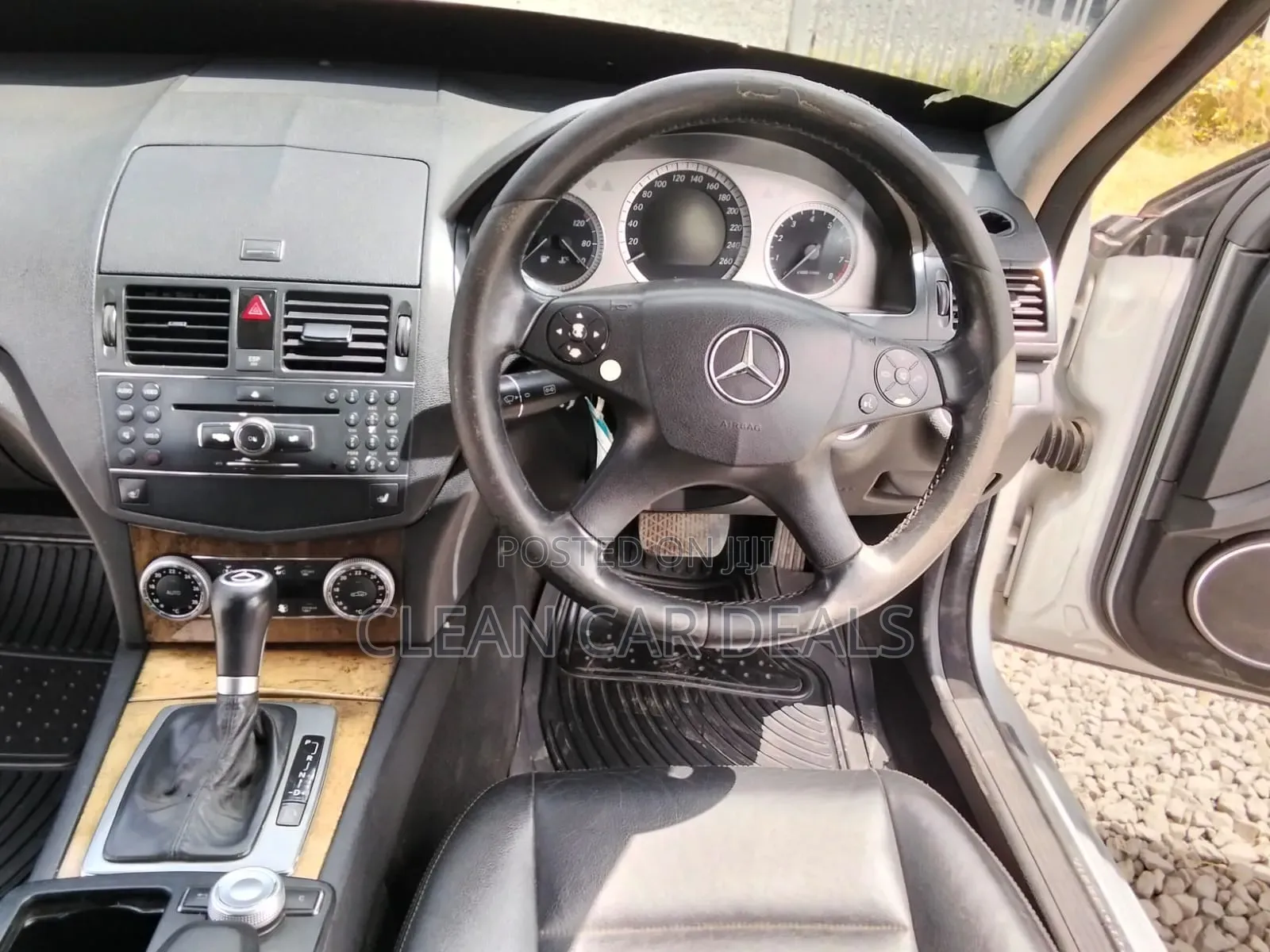 Mercedes-Benz C200 2009 Silver