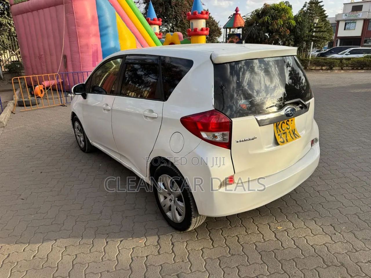 Subaru Trezia 2011 White