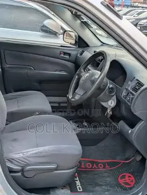 Toyota Probox 1.5 F 2WD 2011 Silver