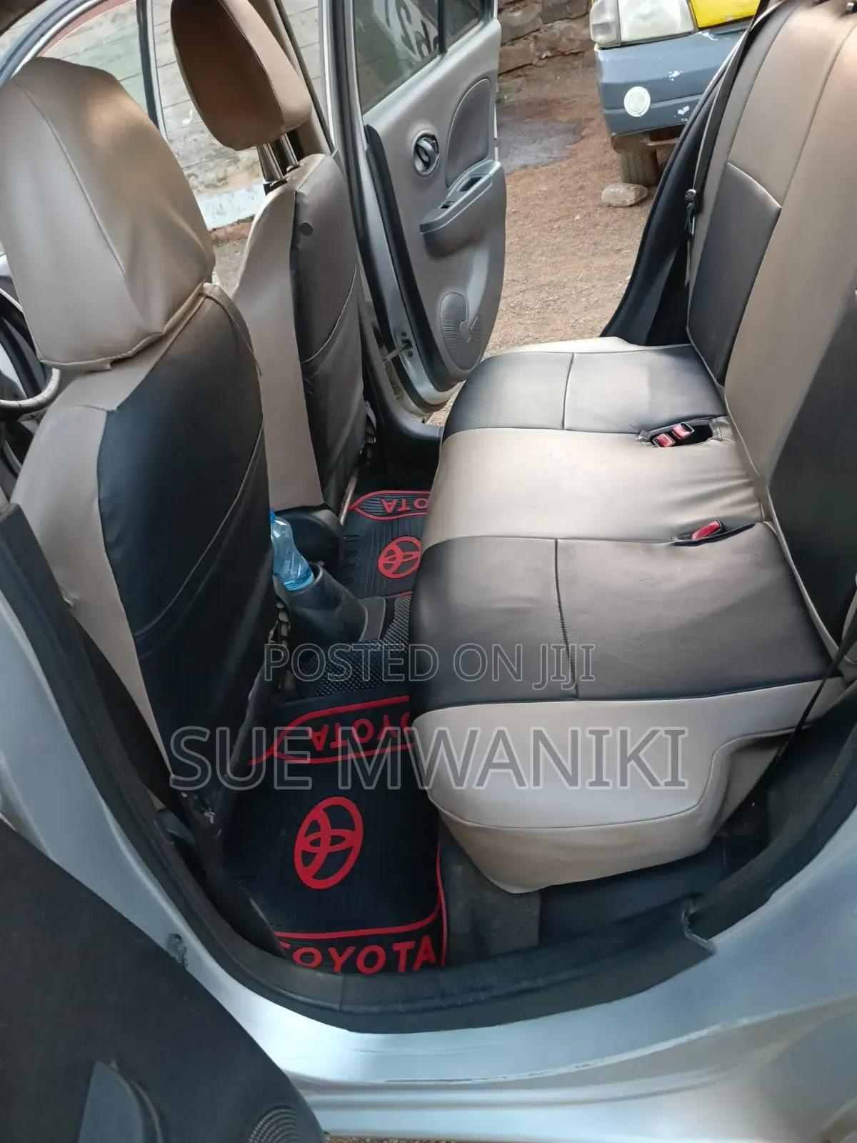 Nissan March 2012 Silver
