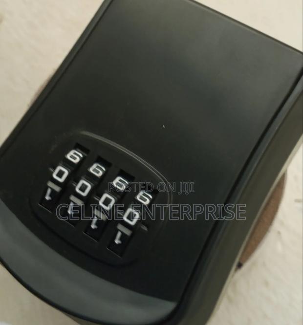 Wall-Mounted Key Storage Box