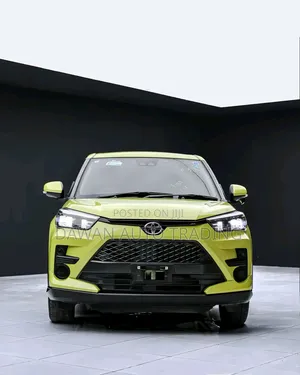 Toyota Raize 2021 Yellow