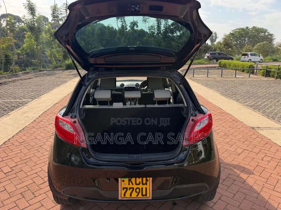 Mazda Demio 2012 Black