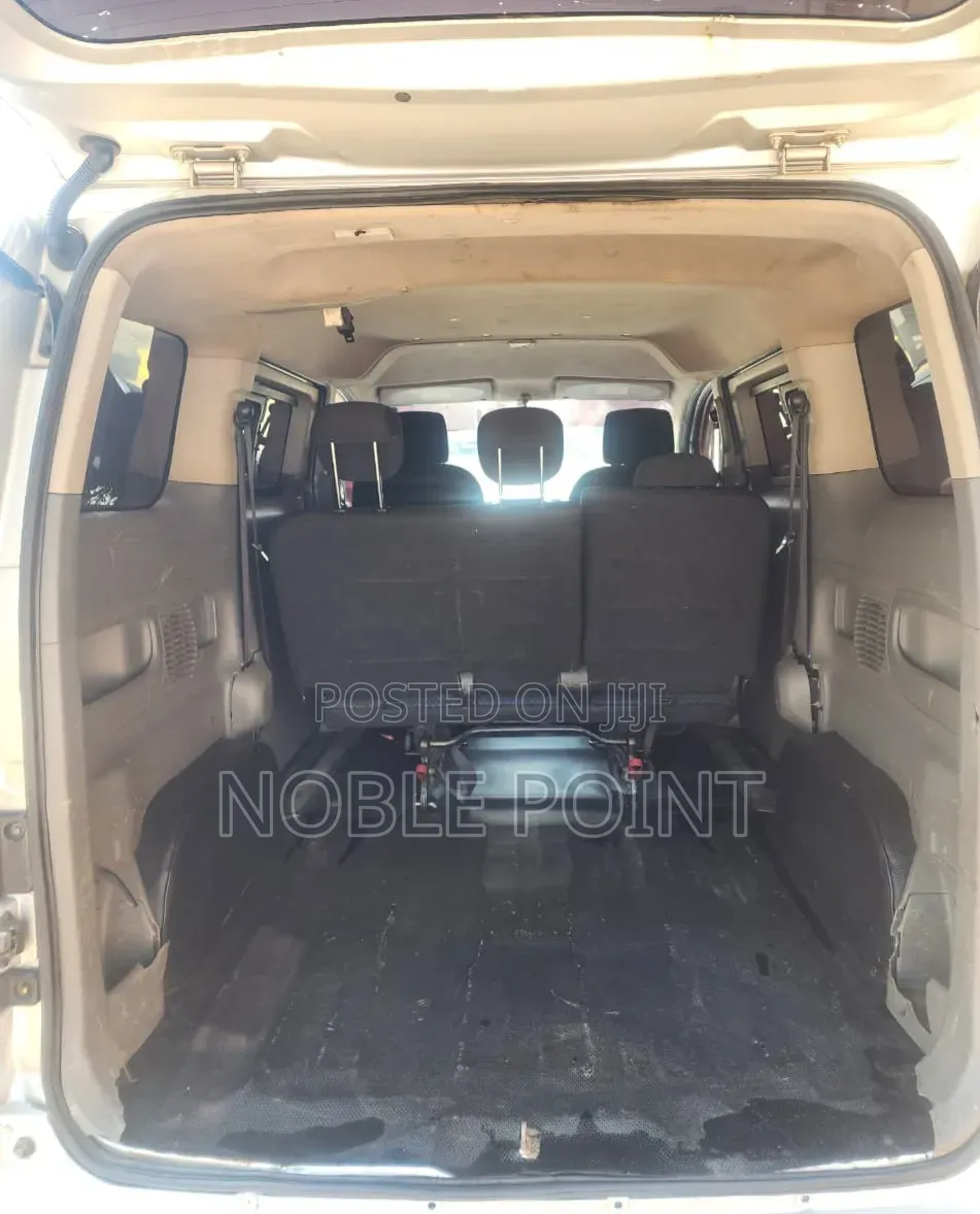 Nissan NV200 2014 Silver