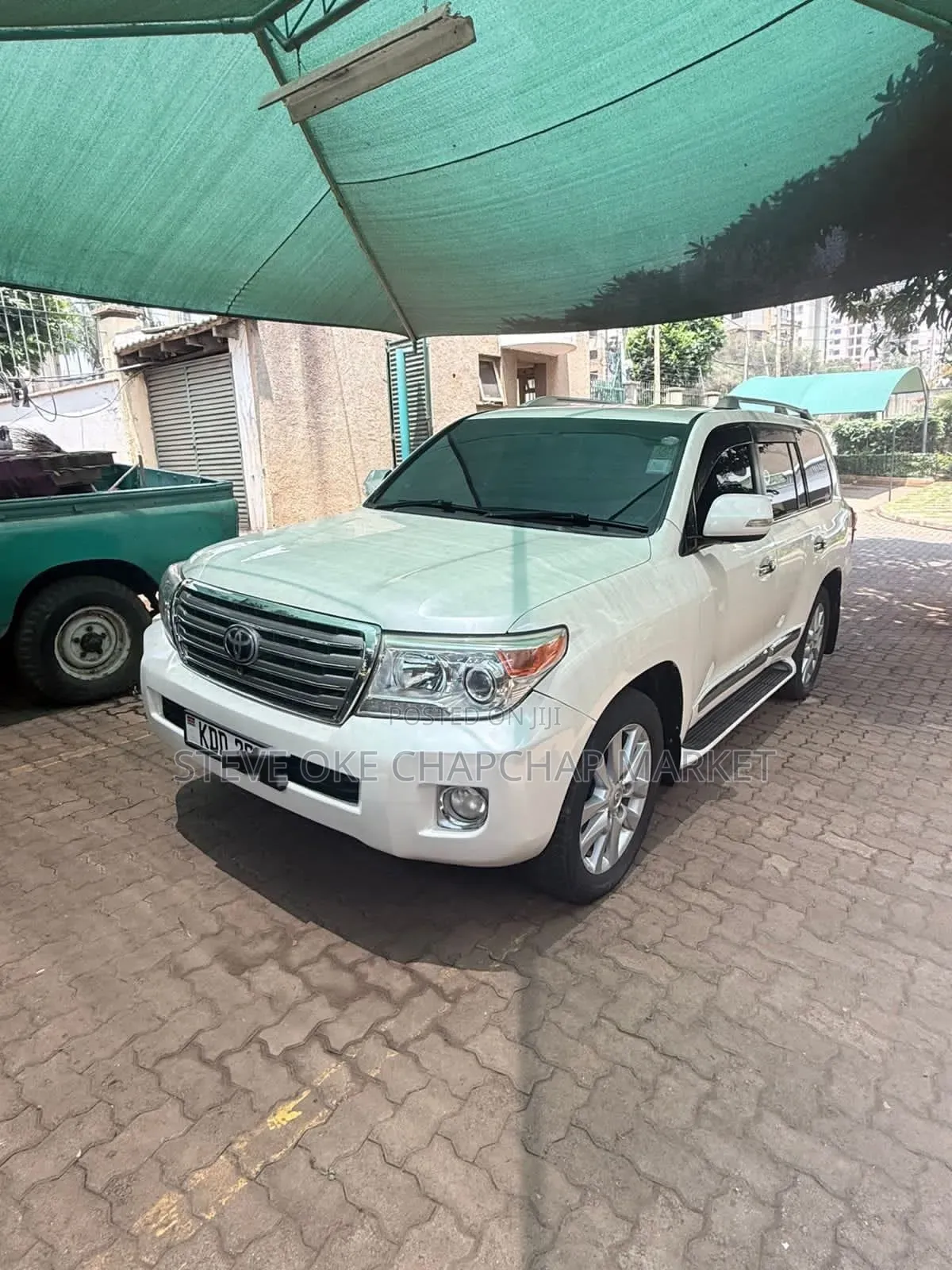 Toyota Land Cruiser 4.6 V8 ZX 2014 White