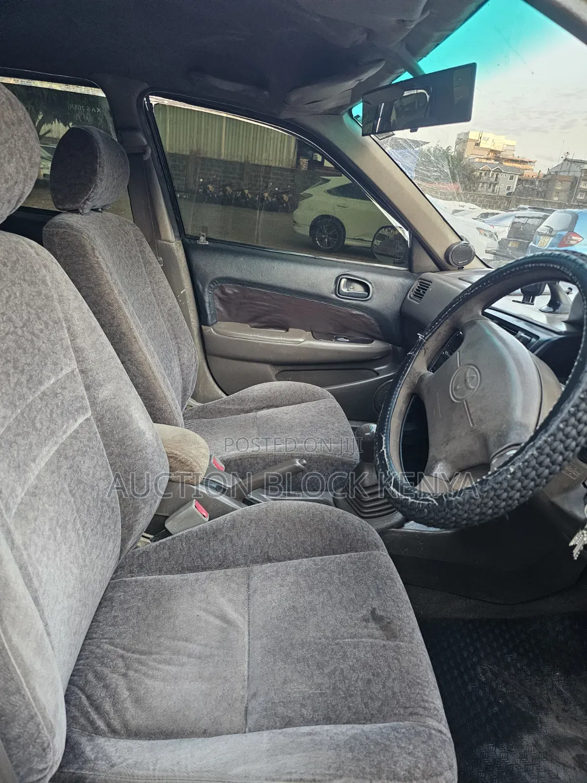 Toyota Corolla 2000 White