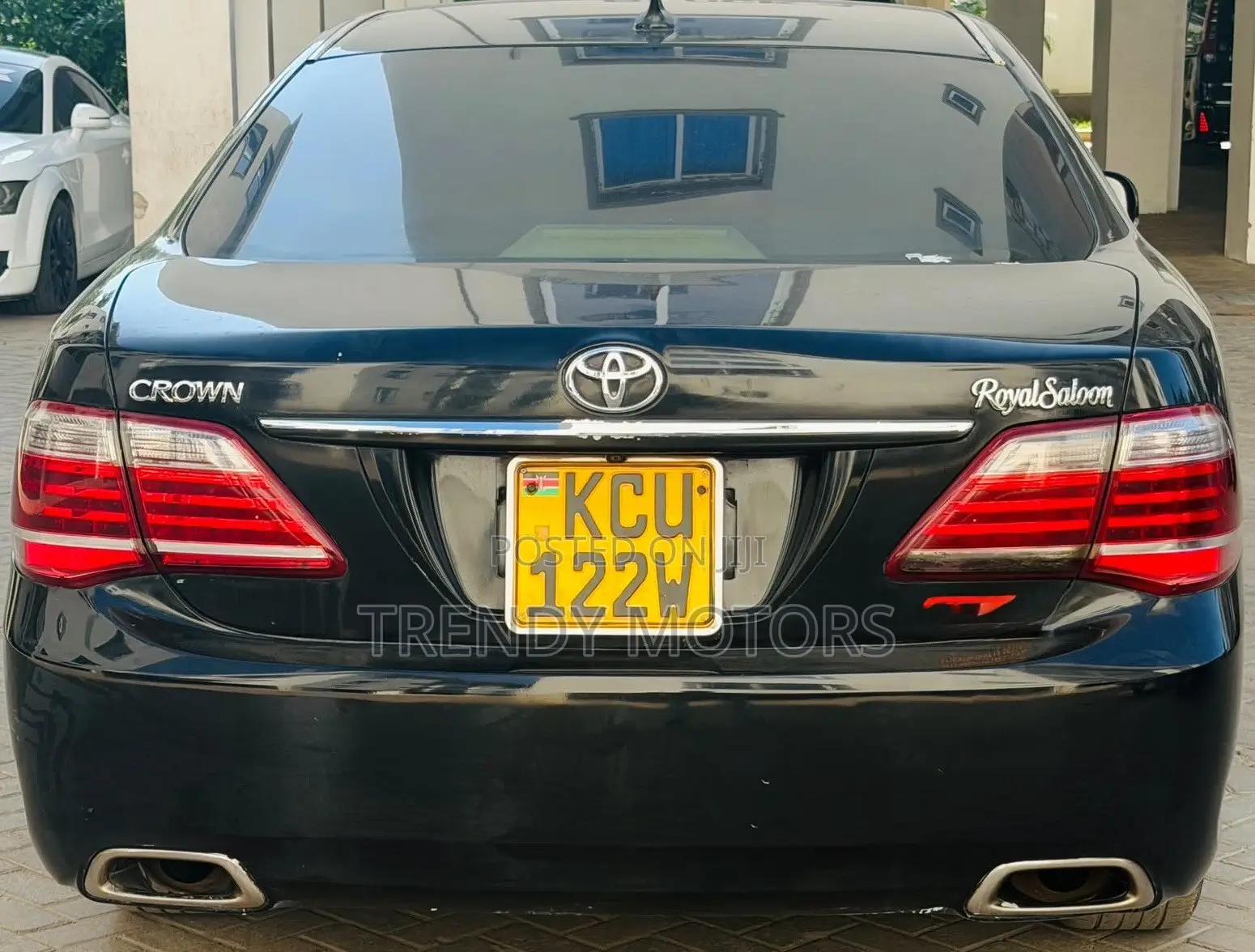 Toyota Crown 2012 Black