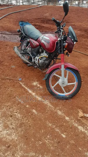 Bajaj Boxer 2016 Red
