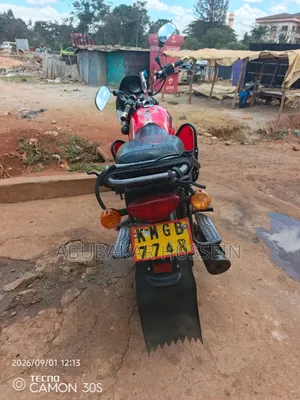 Bajaj Boxer 125 2024 Red