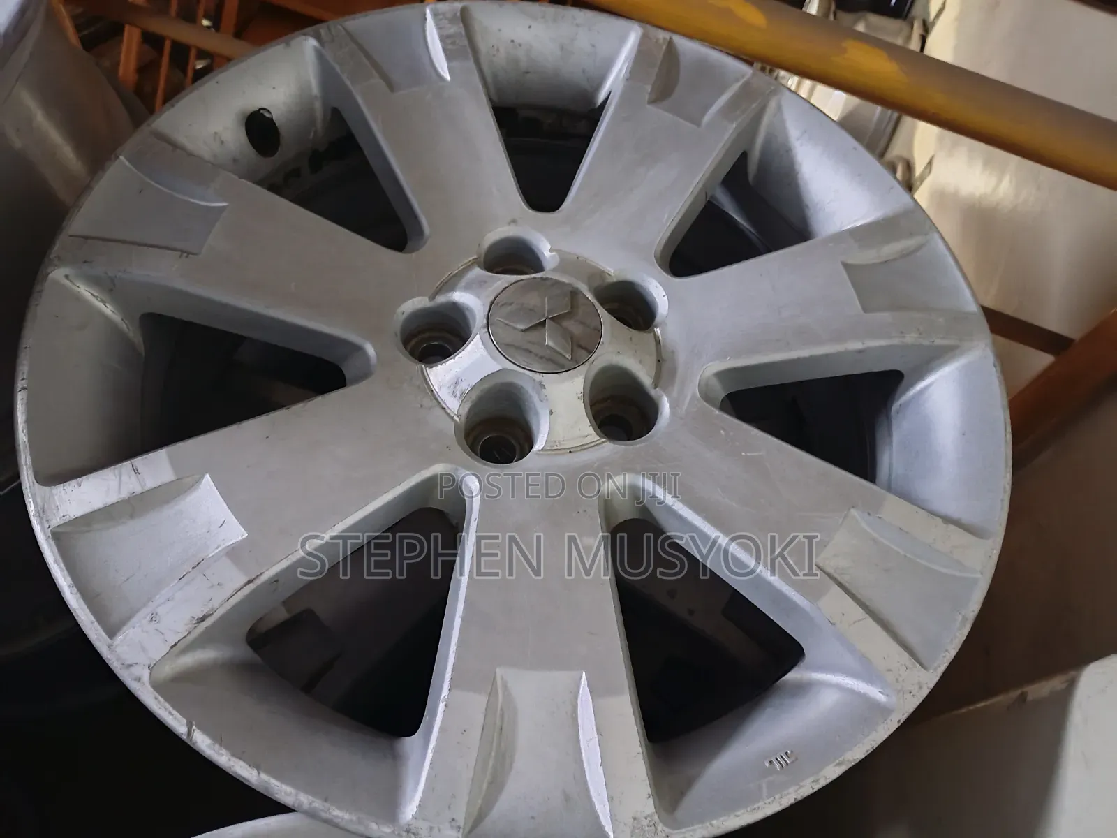 Mitsubishi Outlander Size 18inch Rims