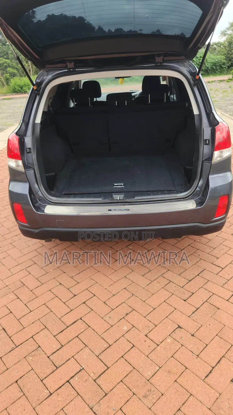 Subaru Outback 2011 Gray