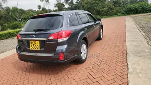 Subaru Outback 2011 Gray