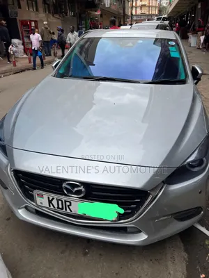 Mazda Axela 2018 Silver