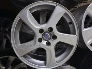 Volvo V60 , S60, V40, Xc60, Xc90 Size 17inch Rims