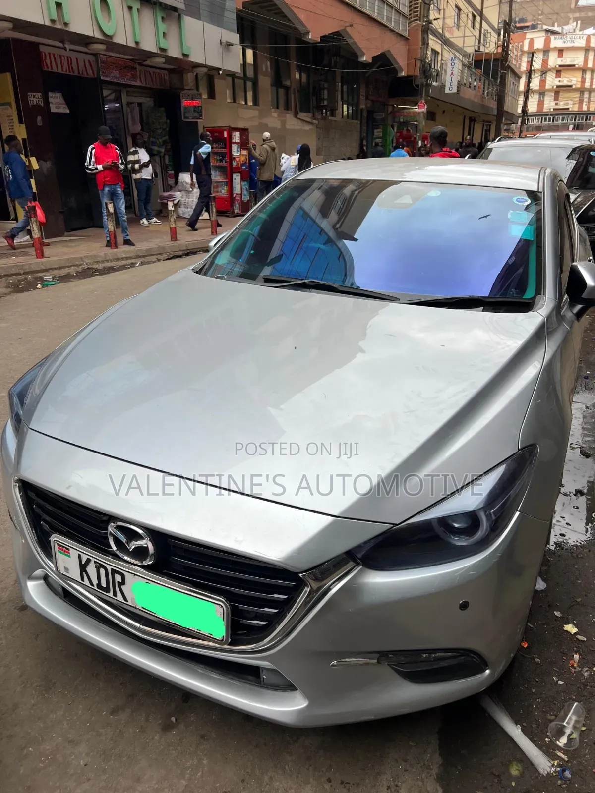 Mazda Axela 2018 Silver