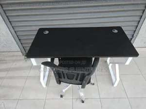Combo Mmetallic Frame Desk and Mesh Chair