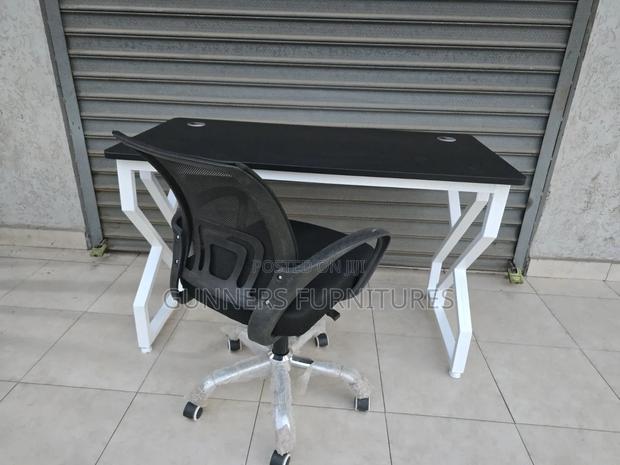 Combo Mmetallic Frame Desk and Mesh Chair - thumbnail 3