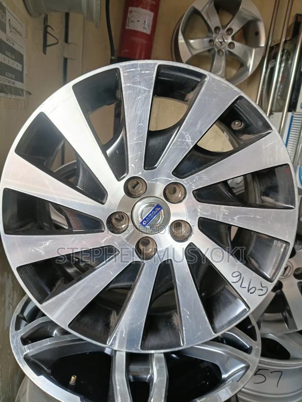 Volvo S60, V60,v40, Xc60, Xc90 Size 17inch Rims