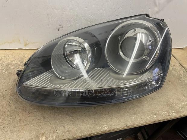 VW Mk 5 Golf Headlight