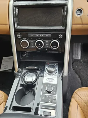 Land Rover Discovery HSE LUXURY 4x4 2018 Pearl