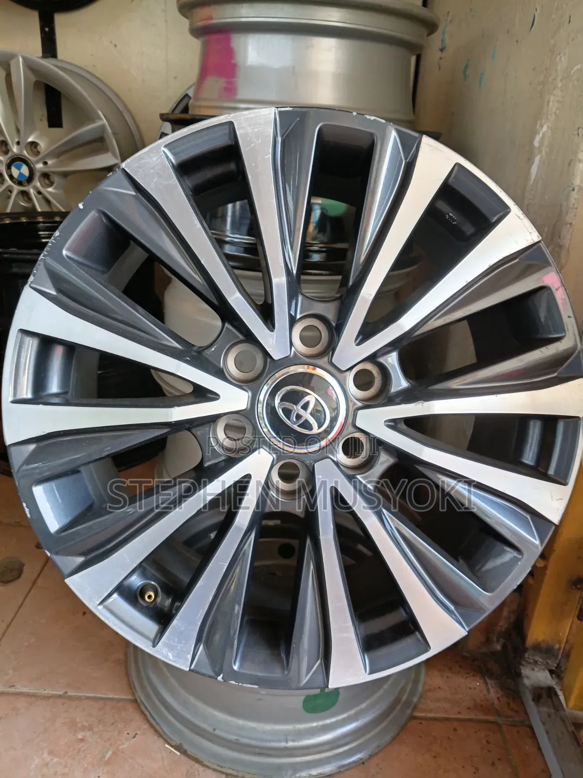 Toyota Landcruiser Vx LC300, LC600 20inch Rims