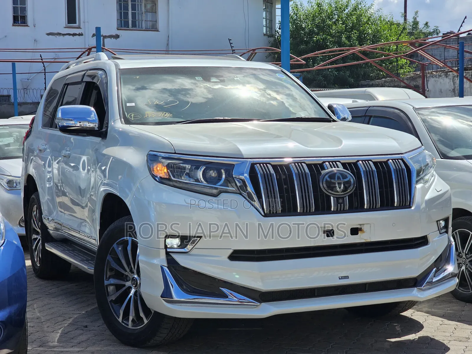 Toyota Land Cruiser Prado 2.8 2019 White