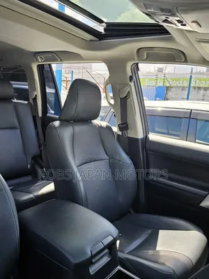 Toyota Land Cruiser Prado 2.8 2019 White