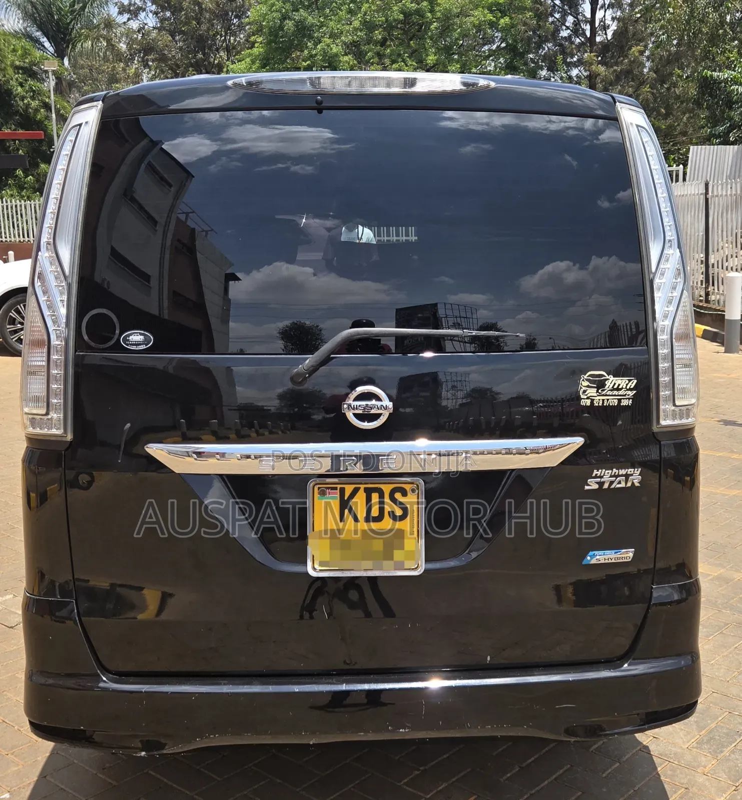 Nissan Serena 2016 Black