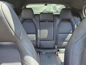 Mercedes-Benz GLA 250 2018 Silver