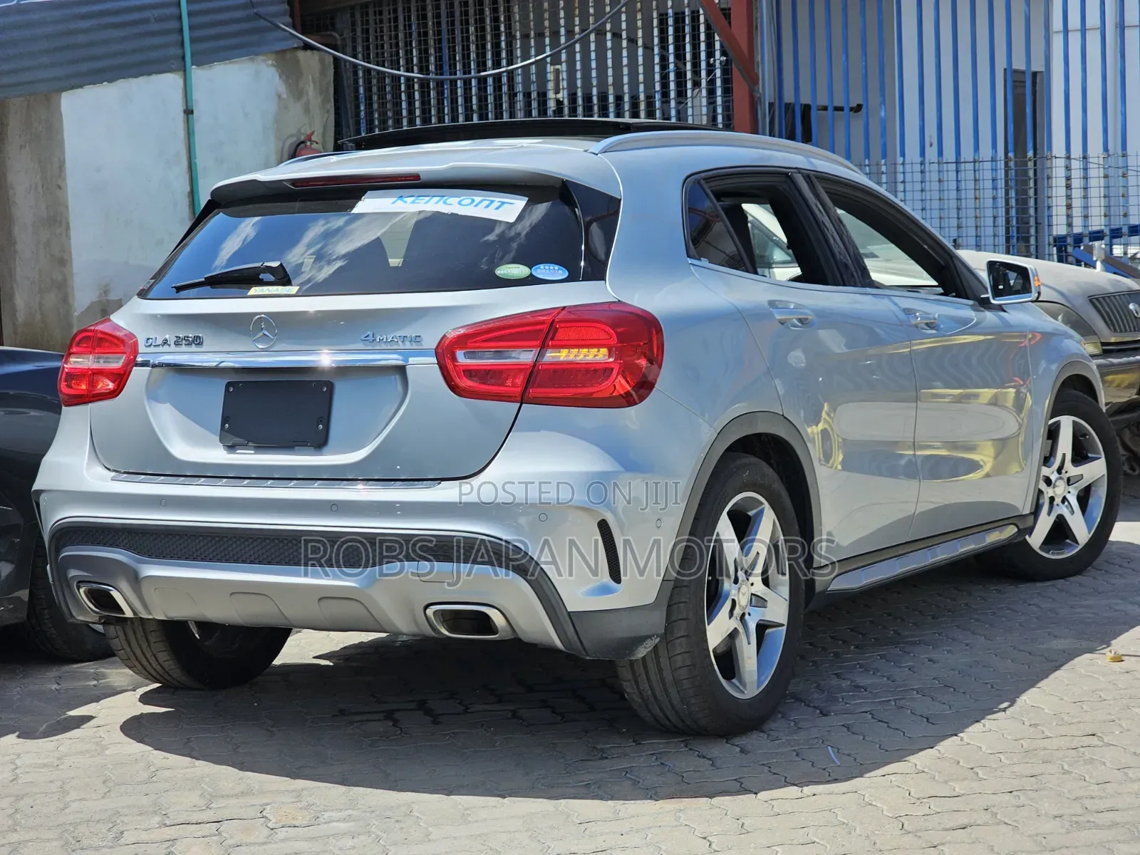 Mercedes-Benz GLA 250 2018 Silver