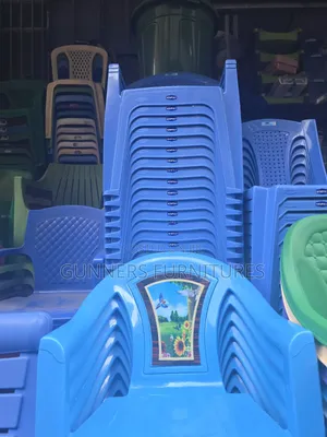 Plastic Chairs Plastic Chairs
