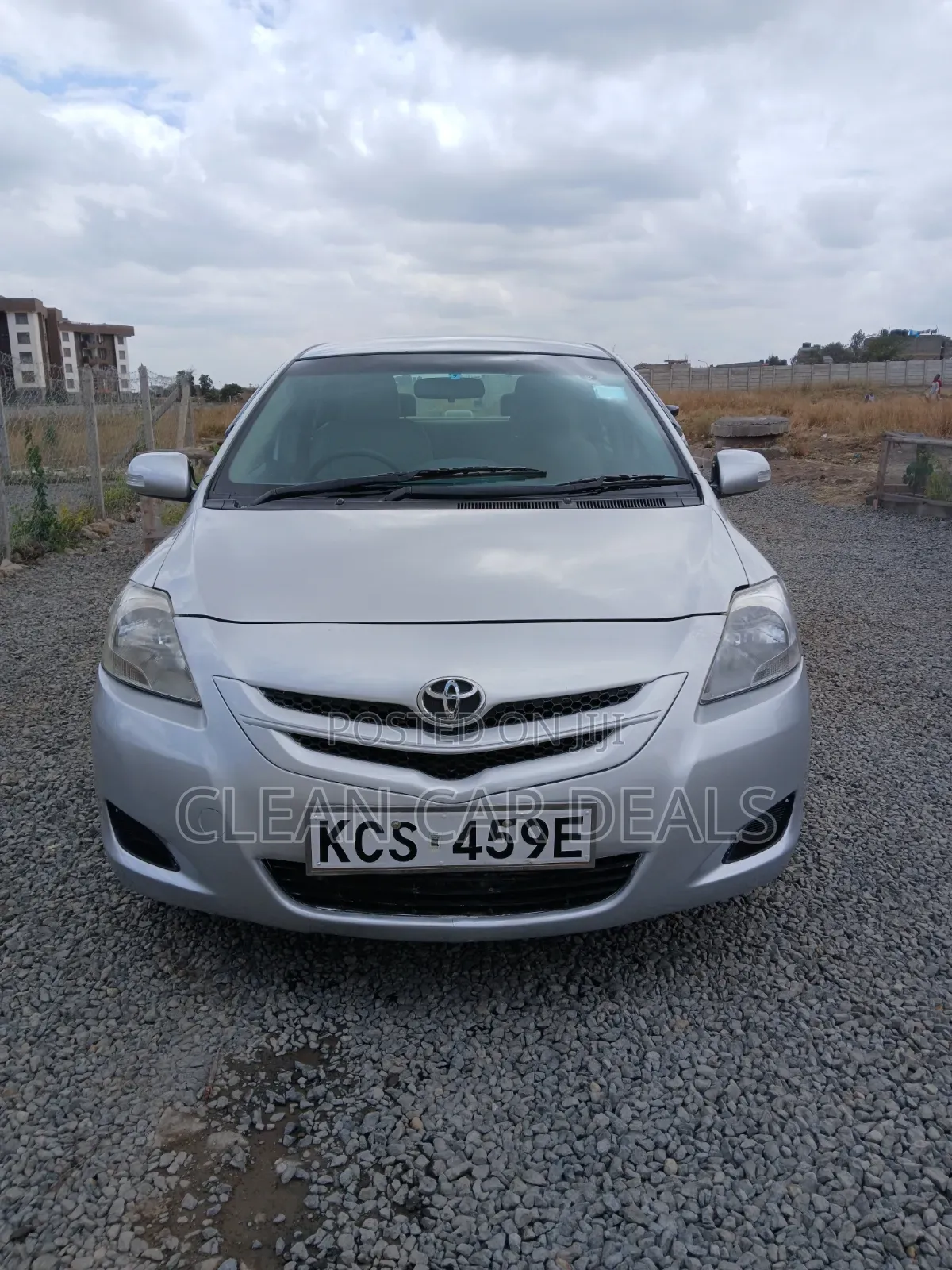 Toyota Belta 2011 Silver