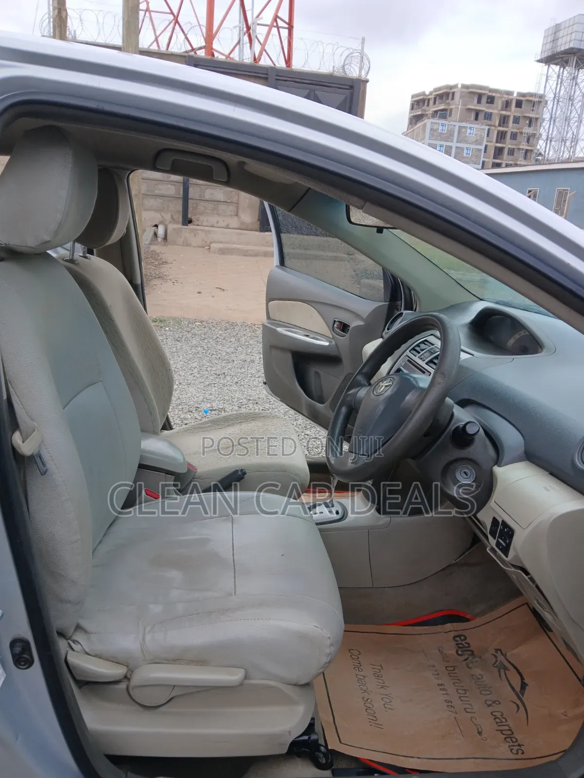 Toyota Belta 2011 Silver