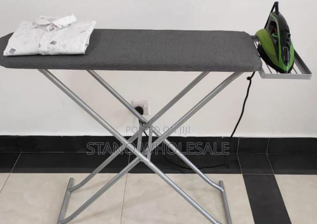 Strong Metallic Board