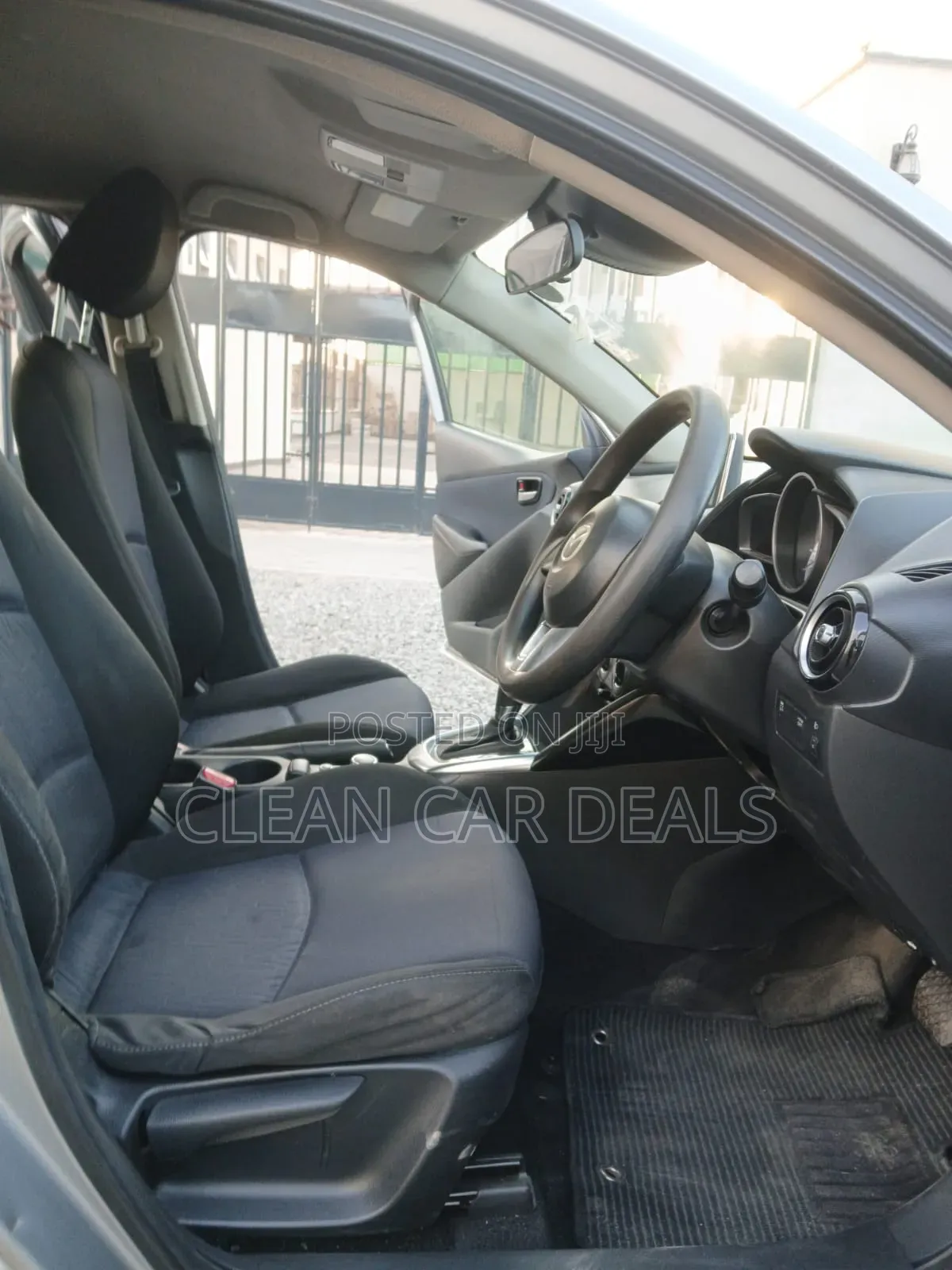 Mazda Demio 2016 Silver