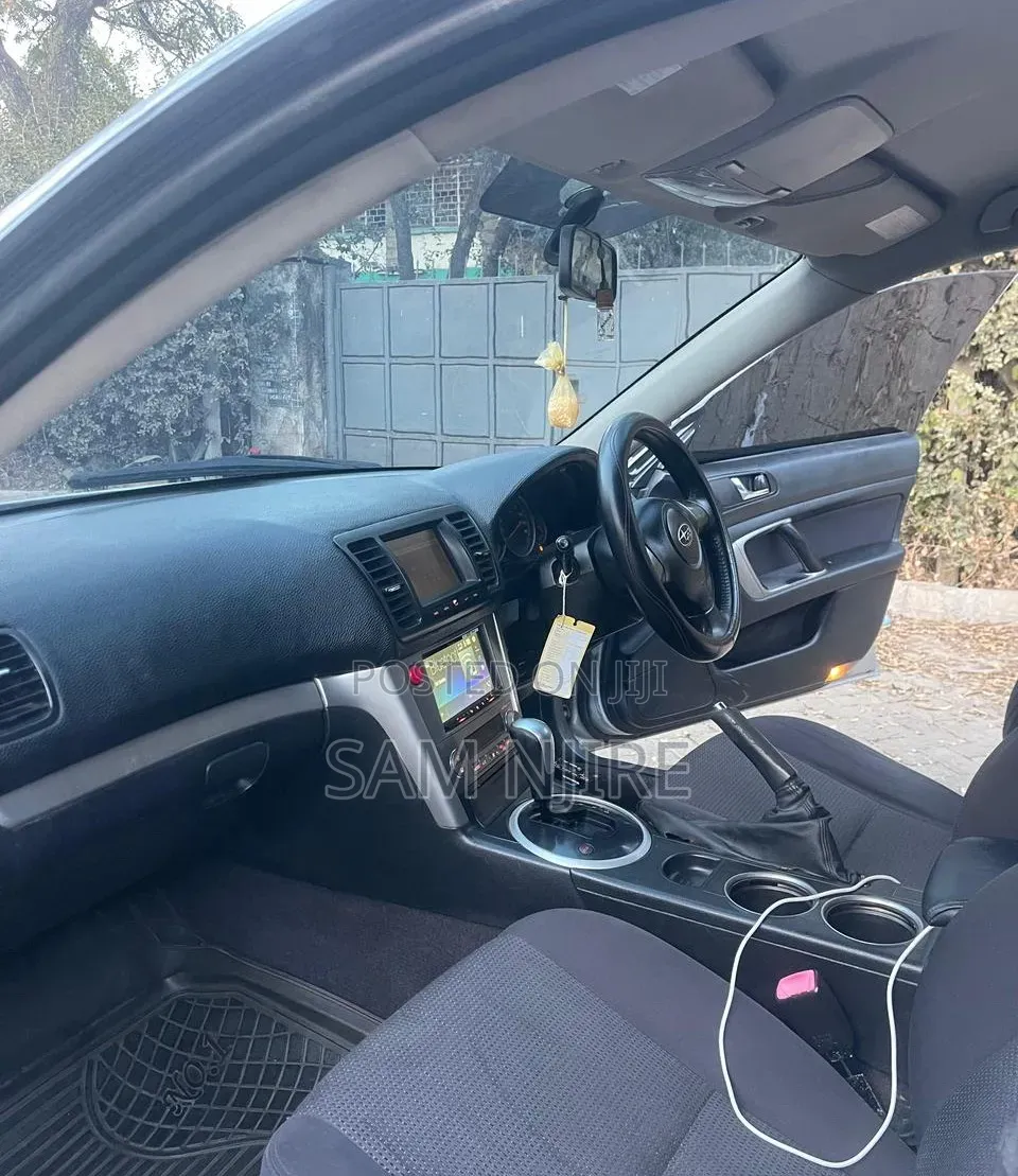 Subaru Legacy 2008 Silver