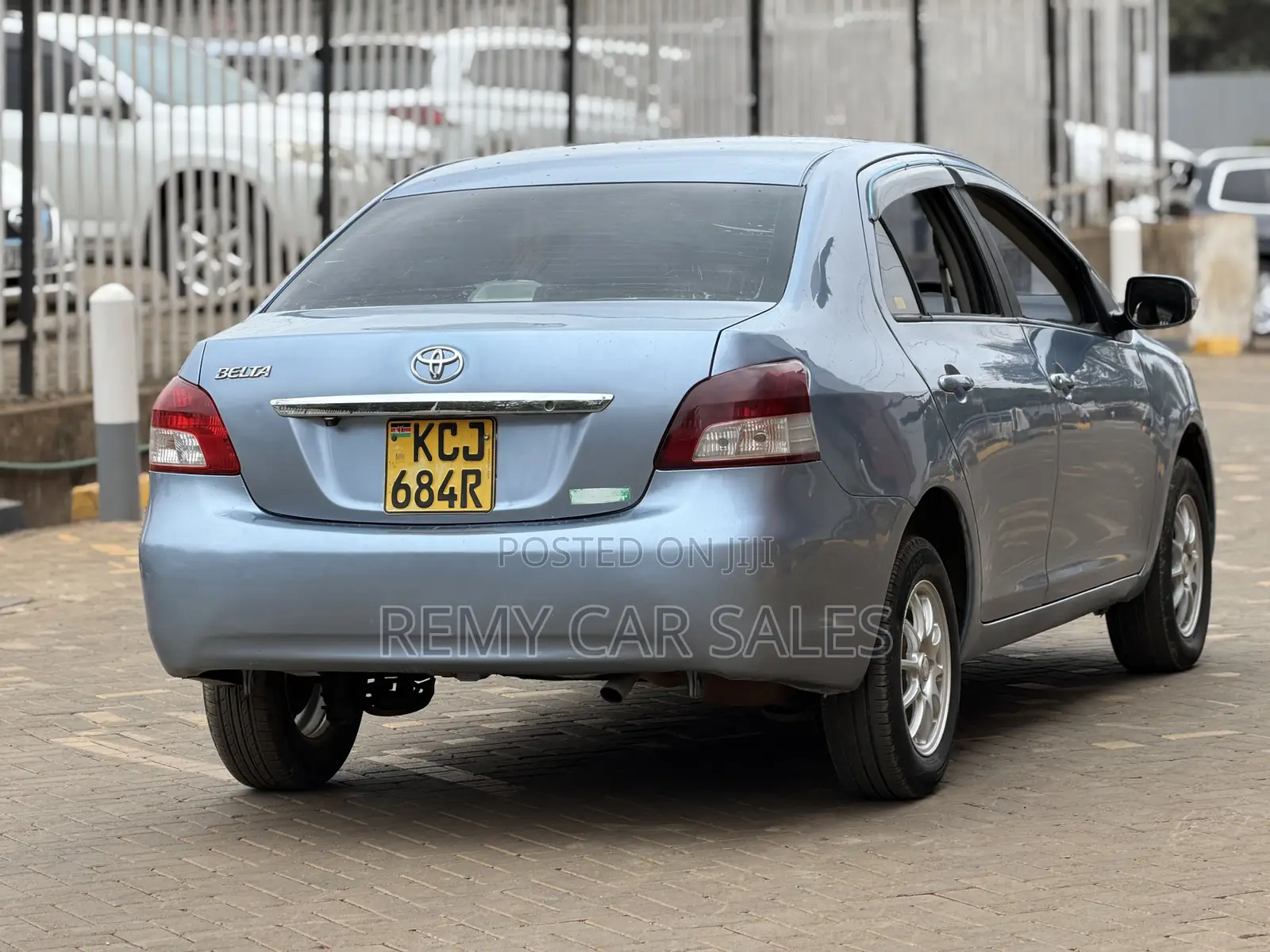 Toyota Belta 2009 Blue