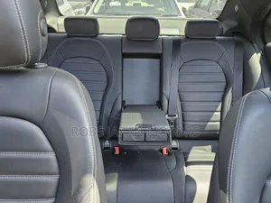 Mercedes-Benz C200 2019 Black