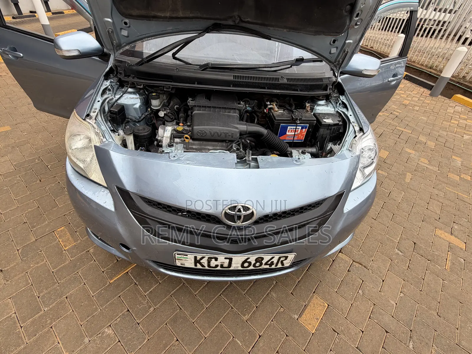 Toyota Belta 2009 Blue
