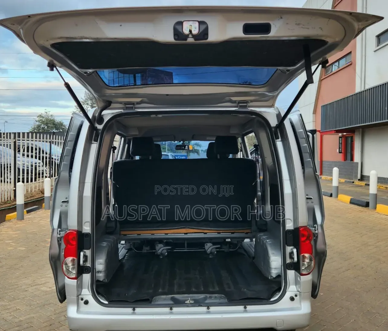 Nissan NV200 2019 Silver
